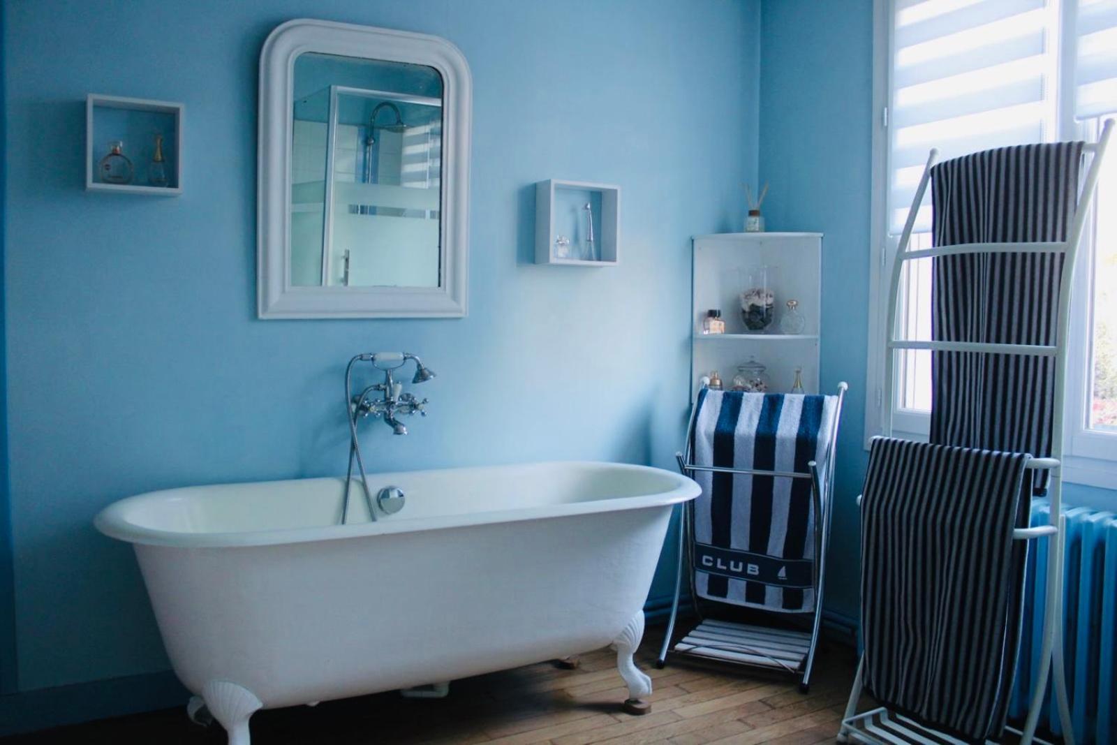 Chez Patou Bed and Breakfast Λαβάλ Εξωτερικό φωτογραφία